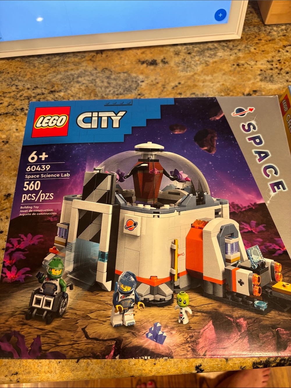 Lego City Space Science Lab - 6+